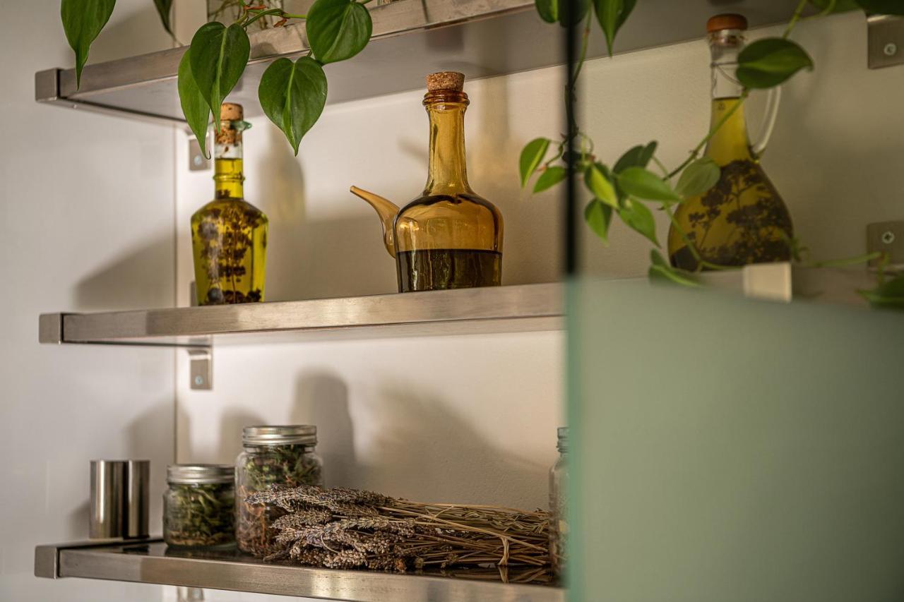Olive Lemon Biophilic House & Lush Forest Garden Vámos Exteriér fotografie